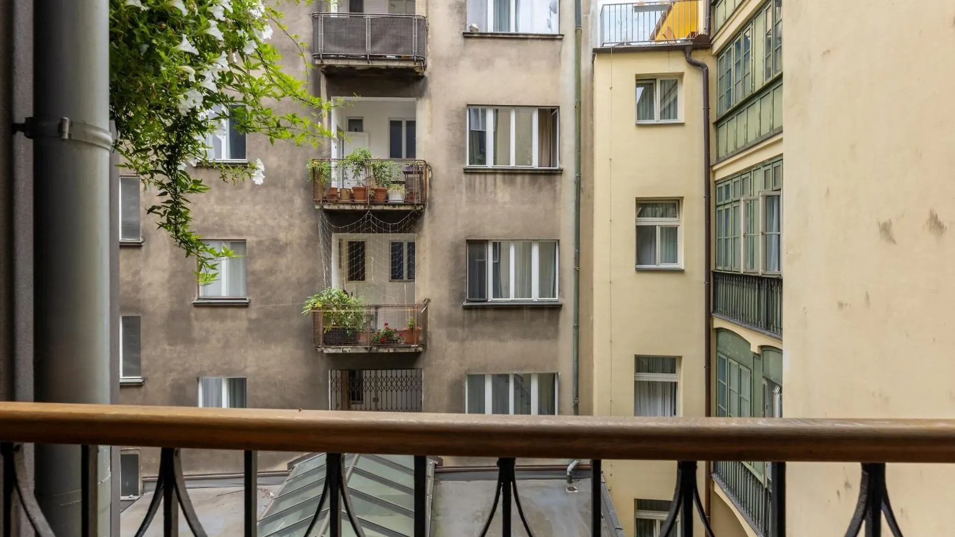 Hotel Numa Prague Republika Aparthotel